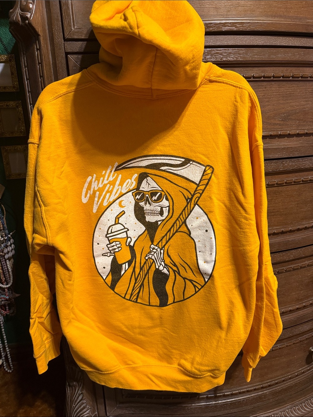 Chill Vibes Skull Graphic Hoodie - Yellow